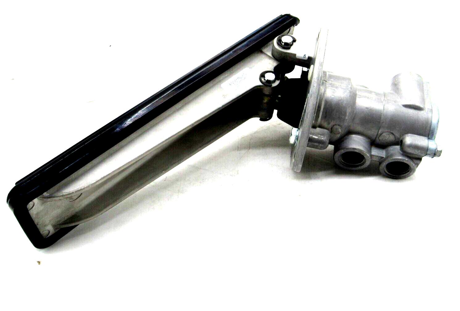NEW WILLIAMS CONTROLS 113218 TREADLE VALVE PEDAL WM-472-A - Image 3