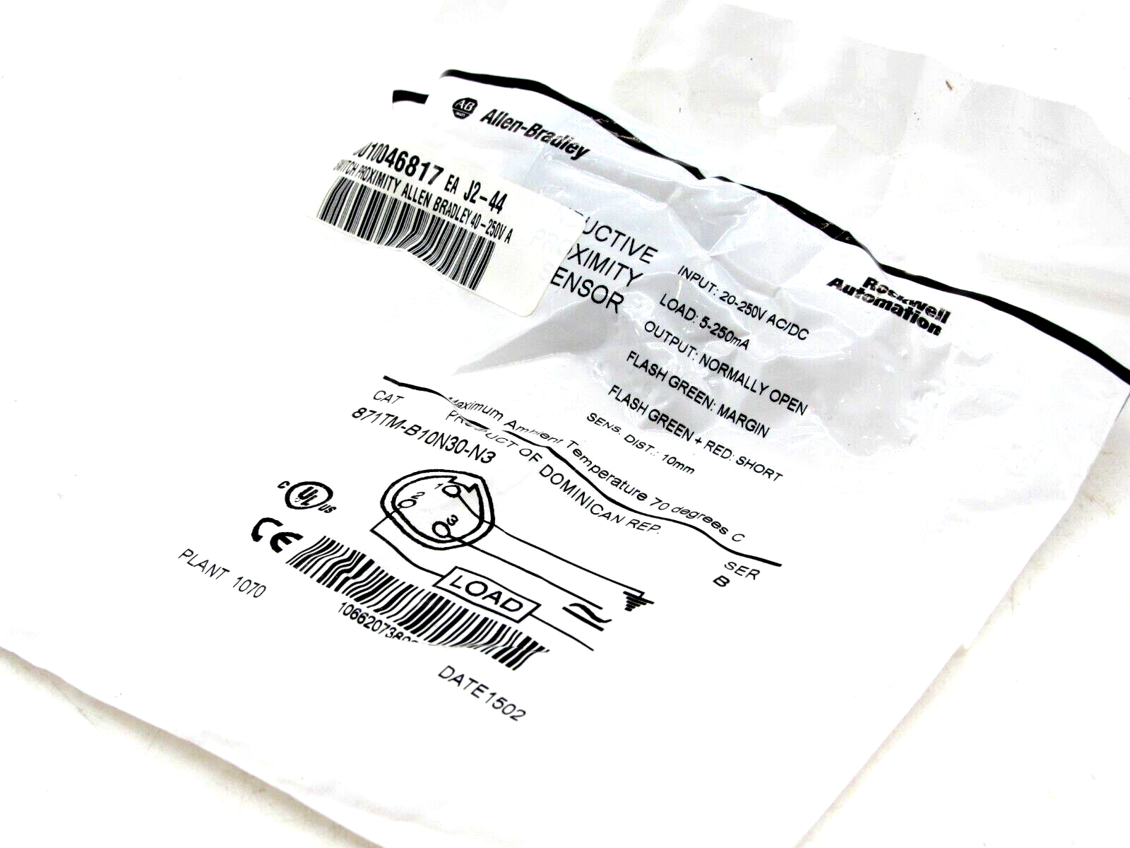 NEW ALLEN BRADLEY 871TM-B10N30-N3 INDUCTIVE PROXIMITY SENOR 871TMB10N30N3