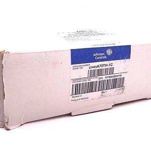 NEW JOHNSON CONTROLS A70TH-1C TEMPERATURE CONTROLLER A70TH1C