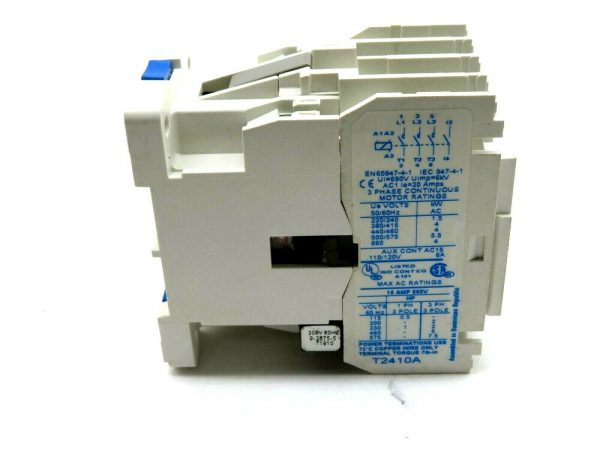 NEW CUTLER HAMMER CE15BNS3EB CONTACTOR SIZE B 3 POLE - Image 3