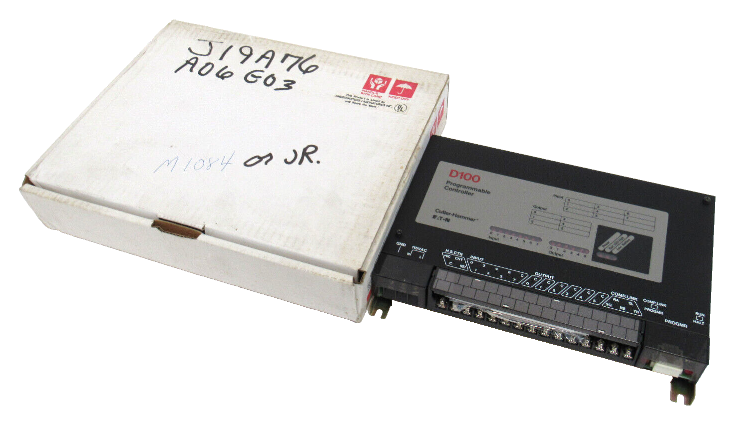 NEW CUTLER HAMMER D100CRA14 PROGRAMMABLE CONTROLLER