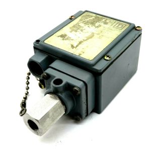 USED SQUARE D 9012-GCW-2 PRESSURE SWITCH SER.C 9012GCW2
