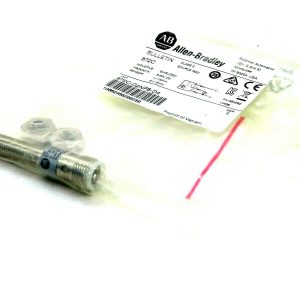 NEW ALLEN BRADLEY 872C-D2NP8-D4 PROXIMITY SENSOR 872CD2NP8D4