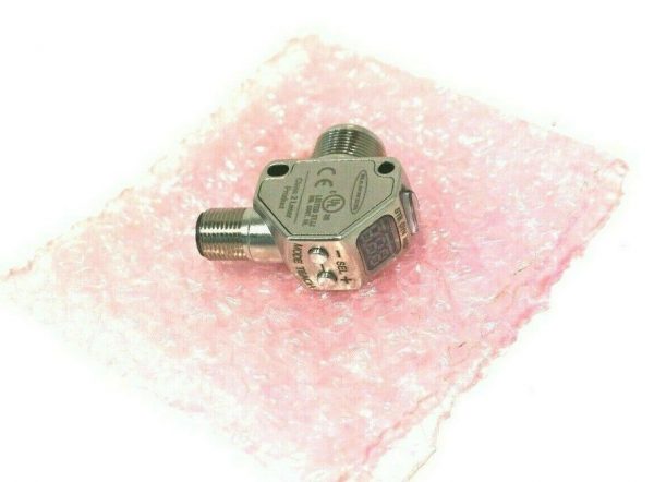 NEW BANNER ENGINEERING Q3XTBLD-Q8 LASER SENSOR Q3XTBLDQ8