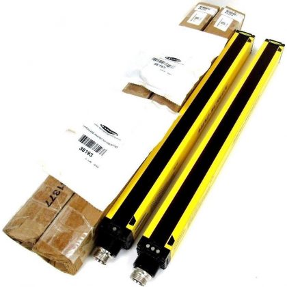 NEW BANNER MSE1624Y LIGHT CURTAIN EMITTER MSR1624Y RECEIVER 16"