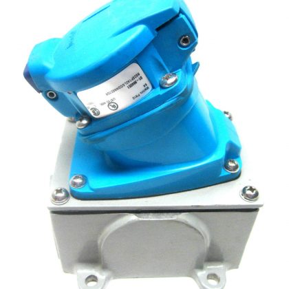 NEW MELTRIC 01-M4051 RECEPTACLE 01M4051