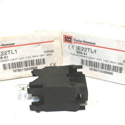 2 NEW CUTLER HAMMER E22TL1 LIGHT UNIT SER. A1