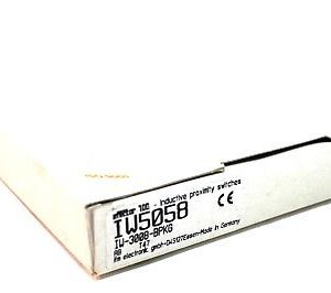 NEW EFECTOR IW-3008-BPKG PROXIMITY SWITCH IW5058 IW3008BPKG