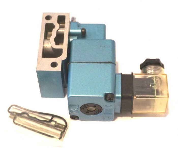NEW MAC VALVES 257B-111JC SOLENOID VALVE 257B111JC - Image 4