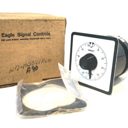 NEW EAGLE SIGNAL HQ402S48A6U ELECTRIC REPEAT CYCLE TIMER