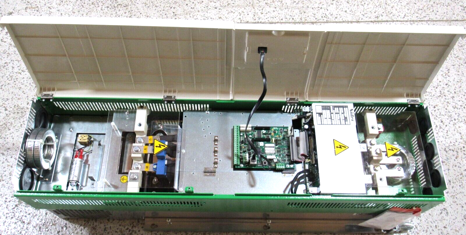 NEW NIDEC AD1A166FBNFHNNN00NN DRIVE 200HP 380/480V - Image 4