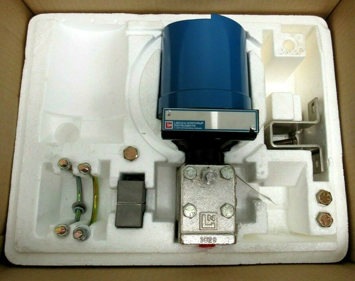 NEW LEEDS & NORTHRUP 2610-100-11-2-01-208-809-802 PRESSURE TRANSMITTER - Image 5