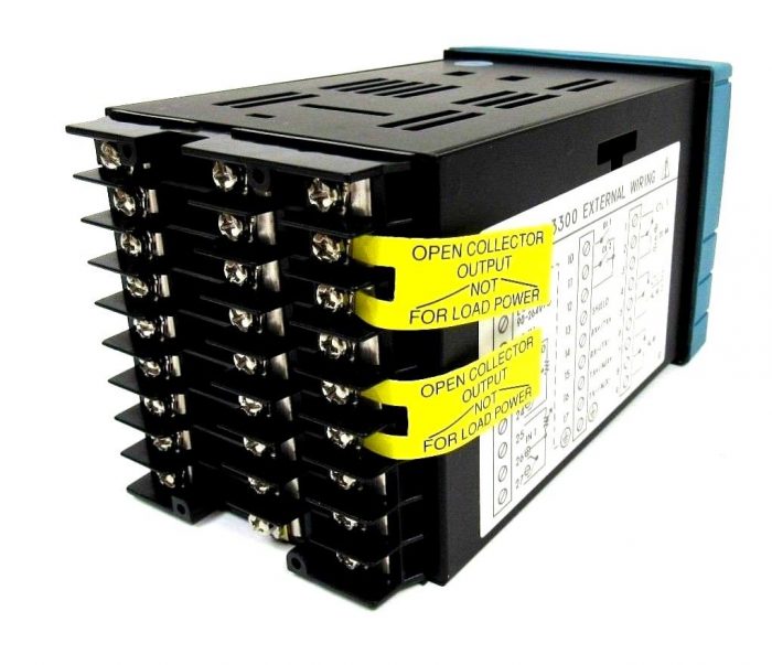 NEW HONEYWELL DC330D-SS-400-30-0AB000-00-0 TEMP CONTROL DC330DSS400300AB000000 - Image 4