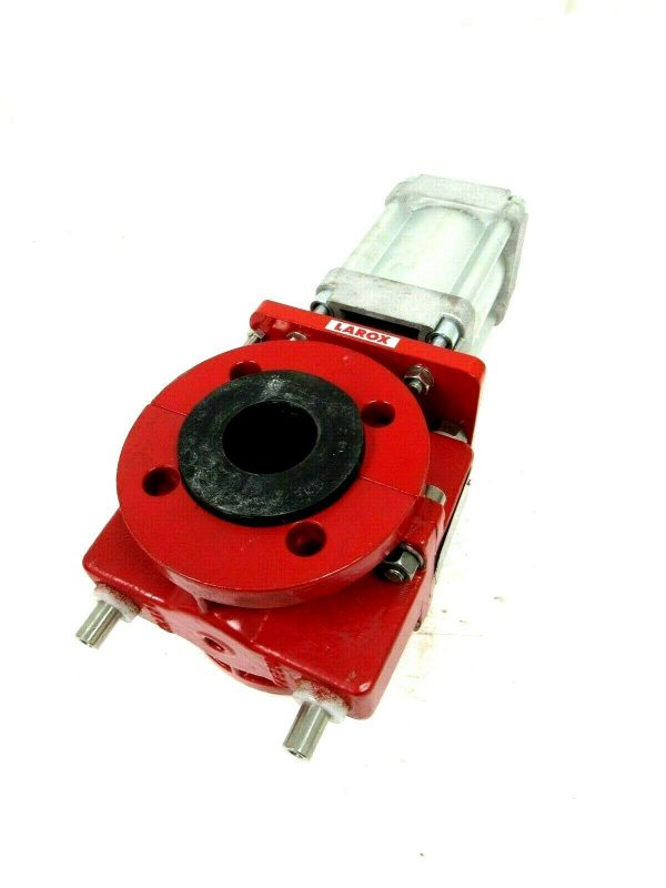NEW LAROX PVE2A125-601L ACTUATED PINCH VALVE PVE2A125601L