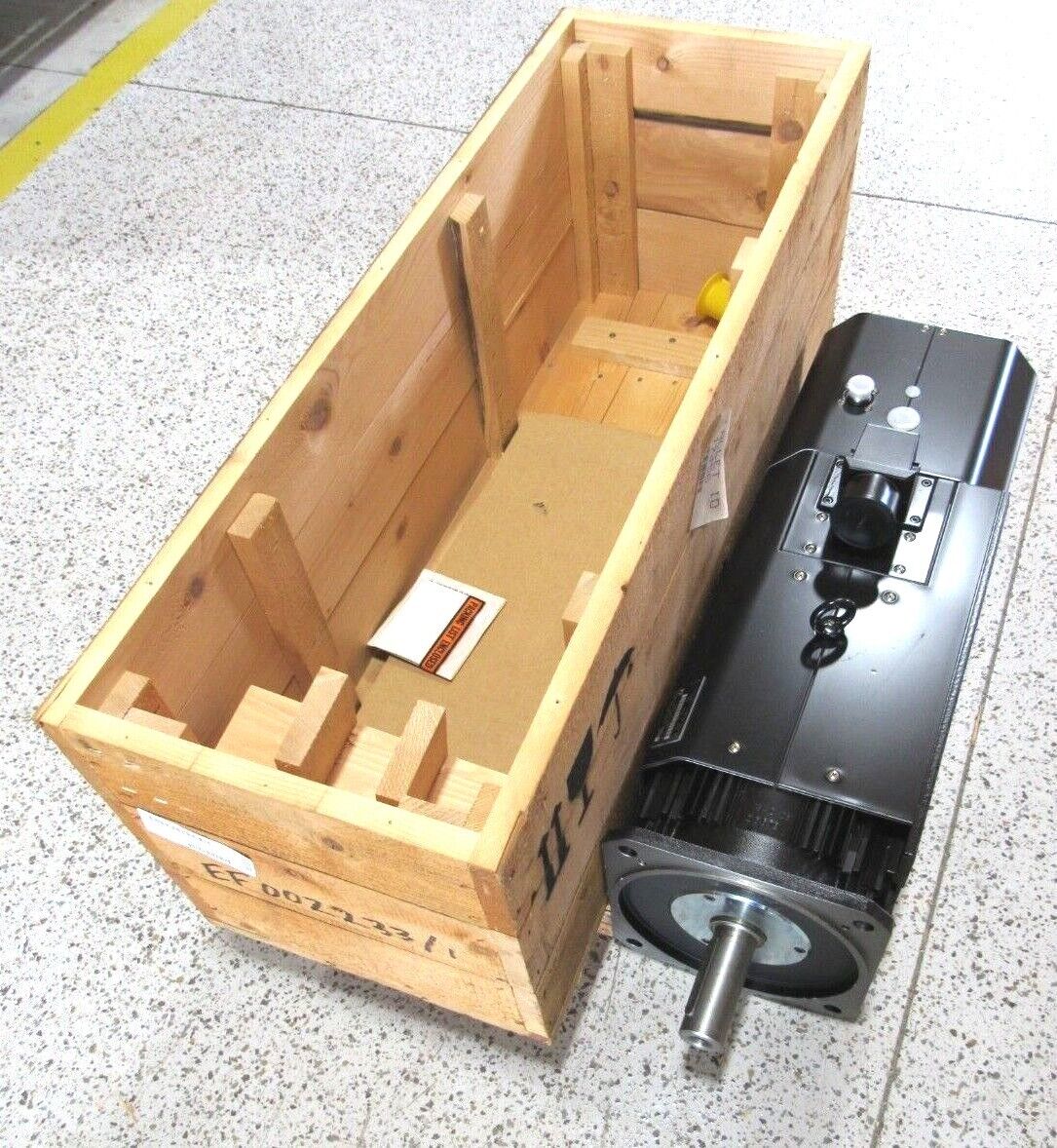 NEW INDRAMAT 2AD134D-B35RA1-DS07-H2N1 SERVO MOTOR 293706