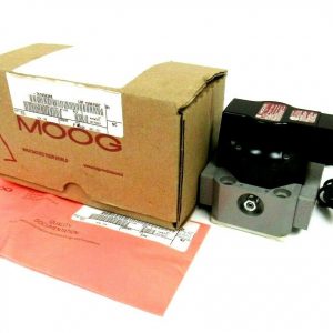 NEW MOOG 761K5038B SERVO VALVE 761K5038B