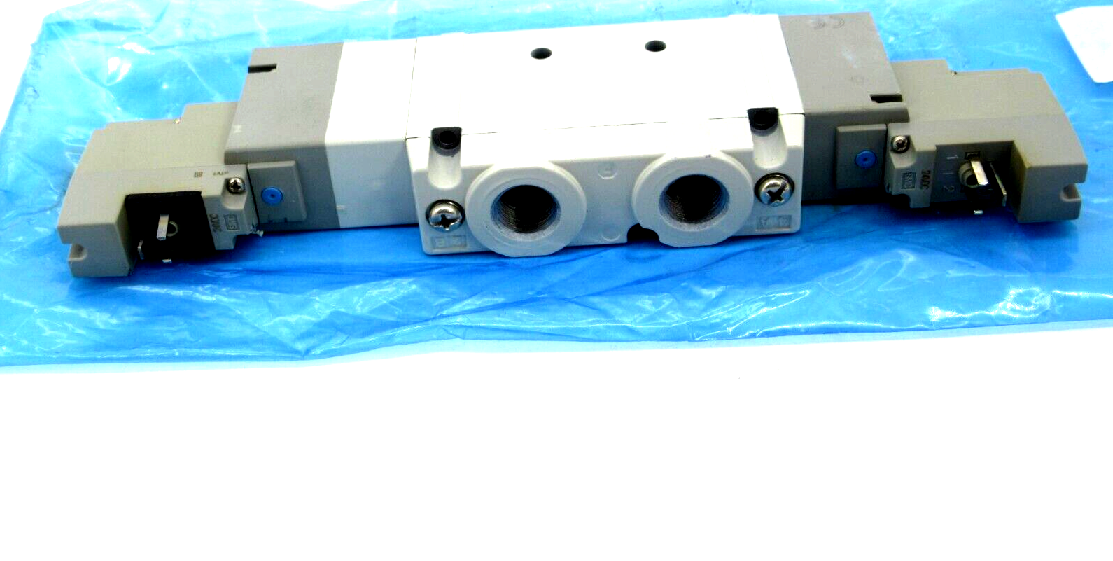 NEW SMC SY9320-5YO-02F SOLENOID VALVE SY93205YO02F - Image 4