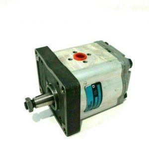 NEW SAUER DANFOSS K307945 (27131) HYDRAULIC PUMP