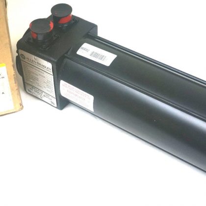 NEW ALLEN BRADLEY 1326AB-A3E-11 SERVO MOTOR 122245, 1326ABA3E11