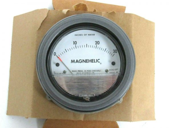 NEW DWYER 2030-MP W03Q MAGNEHELIC PRESSURE GAUGE 2030MP - Image 4