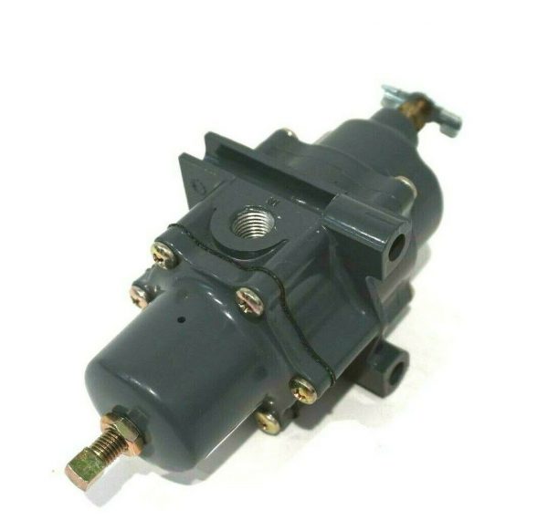 NEW FISHER CONTROLS 67CFR-225 PRESSURE REGULATOR 67CFR225