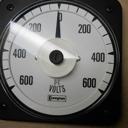NEW CROMPTON 077-05NA-MJSU PANEL METER 07705NAMJSU