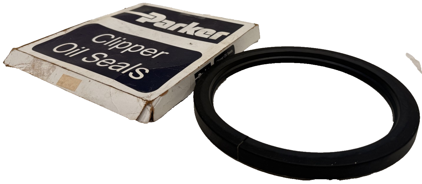 NEW LOT OF 2 PARKER 3 QTR 07 CLIPPER OIL SEALS 0700 16413 3QTR07 - Image 3