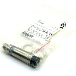 NEW ALLEN BRADLEY 872C-D8NP18-D4 PROXIMITY SENSOR 872CD8NP18D4