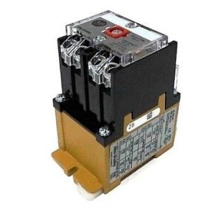 NEW ALLEN BRADLEY 700-P400A1 RELAY SER.E 700P400A1