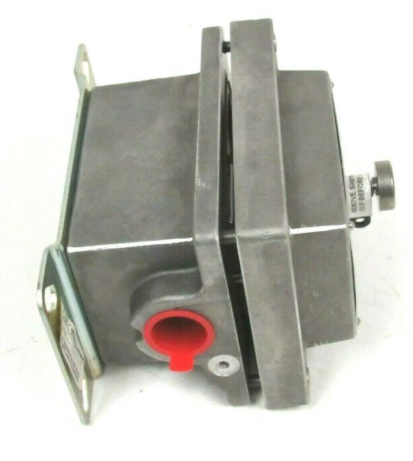 NEW METRIX 5550-121-010 VIBRATION SWITCH 5550121010 - Image 5