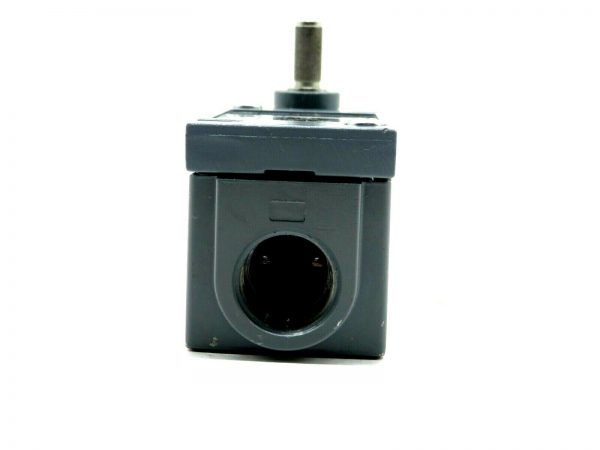 NEW ALLEN BRADLEY 802T-ATP LIMIT SWITCH 802TATP SERIES J - Image 3