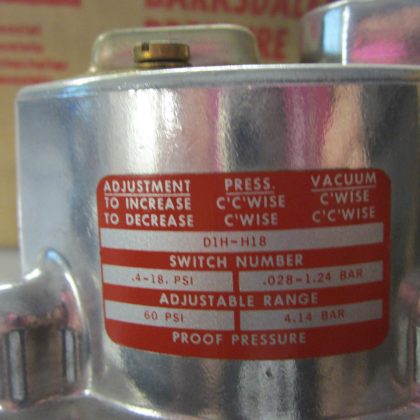 NEW BARKSDALE  D1H-H18 PRESSURE SWITCH D1HH18