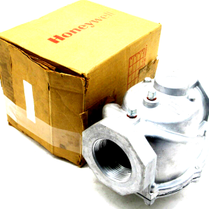NEW HONEYWELL V5055A-1046 VALVE V5055A1046