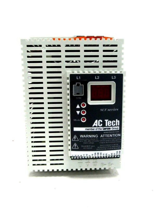 NEW LENZE SF4100 INVERTER DRIVE 400/480V 10HP - Image 3