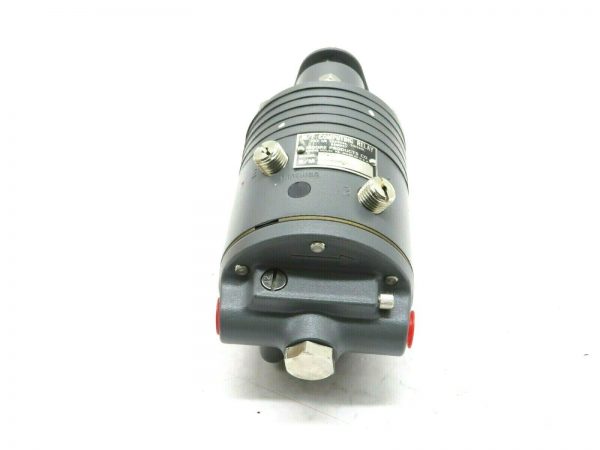 NEW MOORE INDUSTRIES 68-1 PNEUMATIC COMPUTING RELAY 681 - Image 4