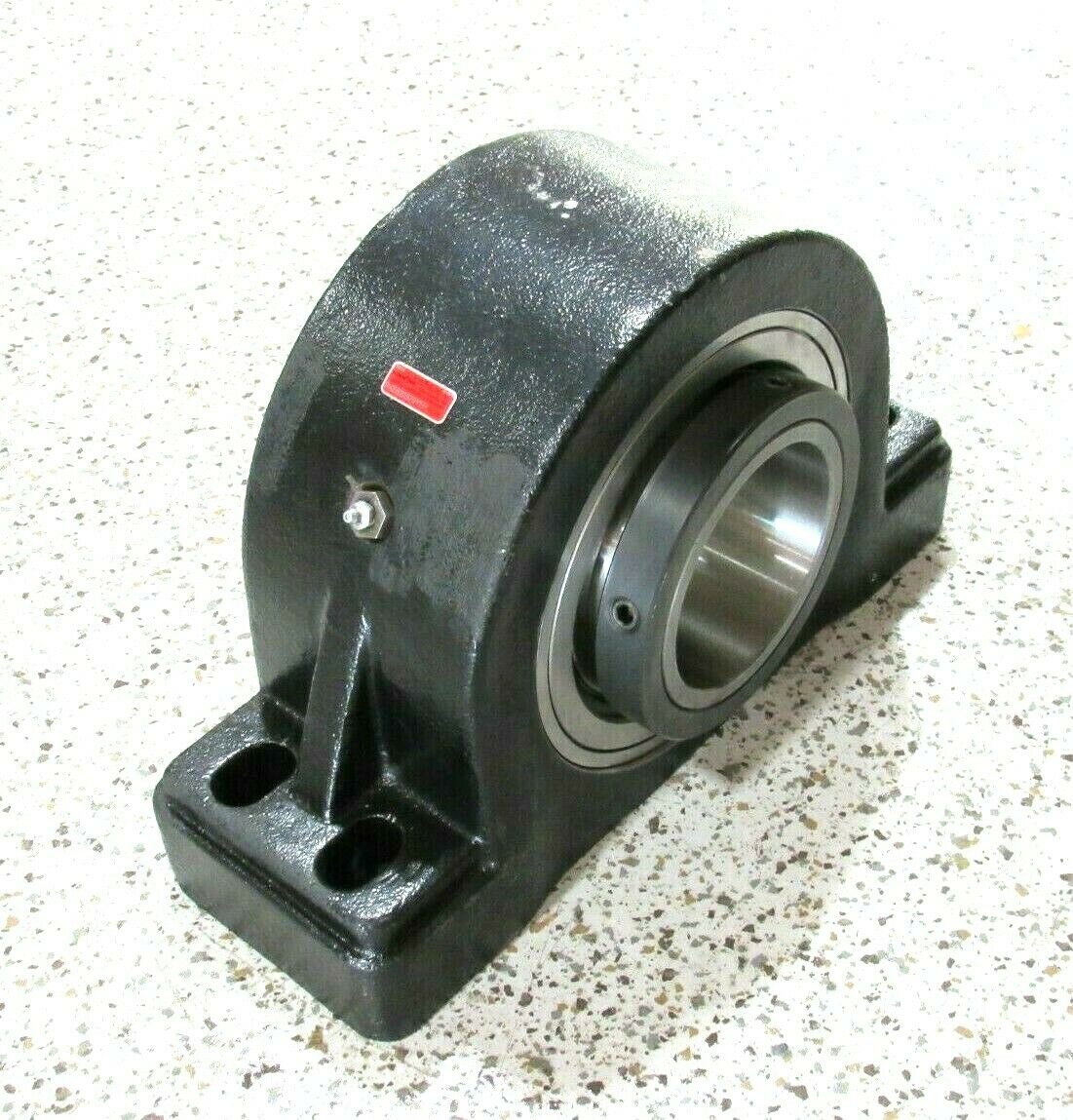 NEW REXNORD PKEB22579YFH PILLOW BLOCK BEARING 4-15/16"