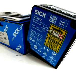 NEW SICK DT50-2B215252 SENSOR DT502B215252