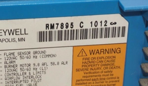 USED HONEYWELL RM7895C-1012 BURNER CONTROL RM7895C1012 - Image 3