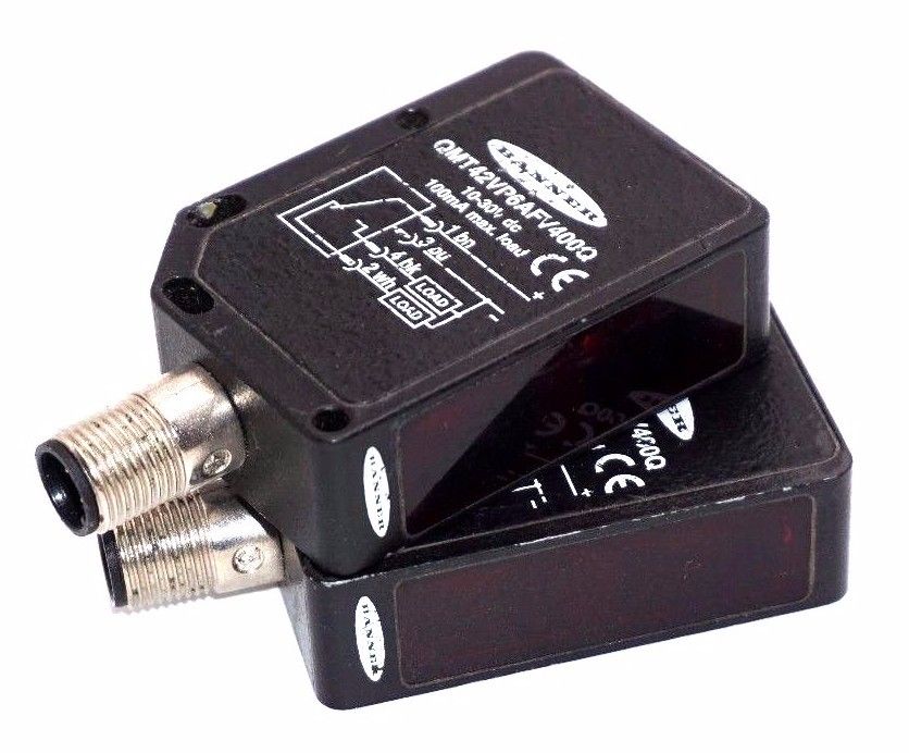 2 NEW BANNER QMT42VP6AFV400Q PHOTO OPTIC SENSORS SB Industrial Supply