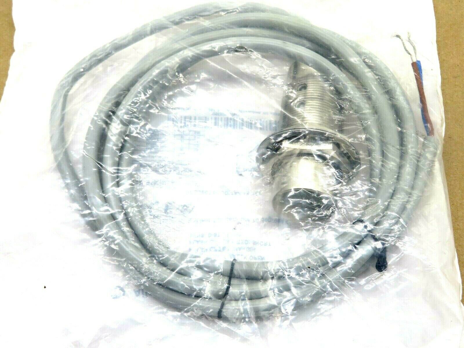 NEW ALLEN BRADLEY 871TM-B15N30-A2 INDUCTIVE PROXIMITY SENSOR 871TMB15N30A2 - Image 4