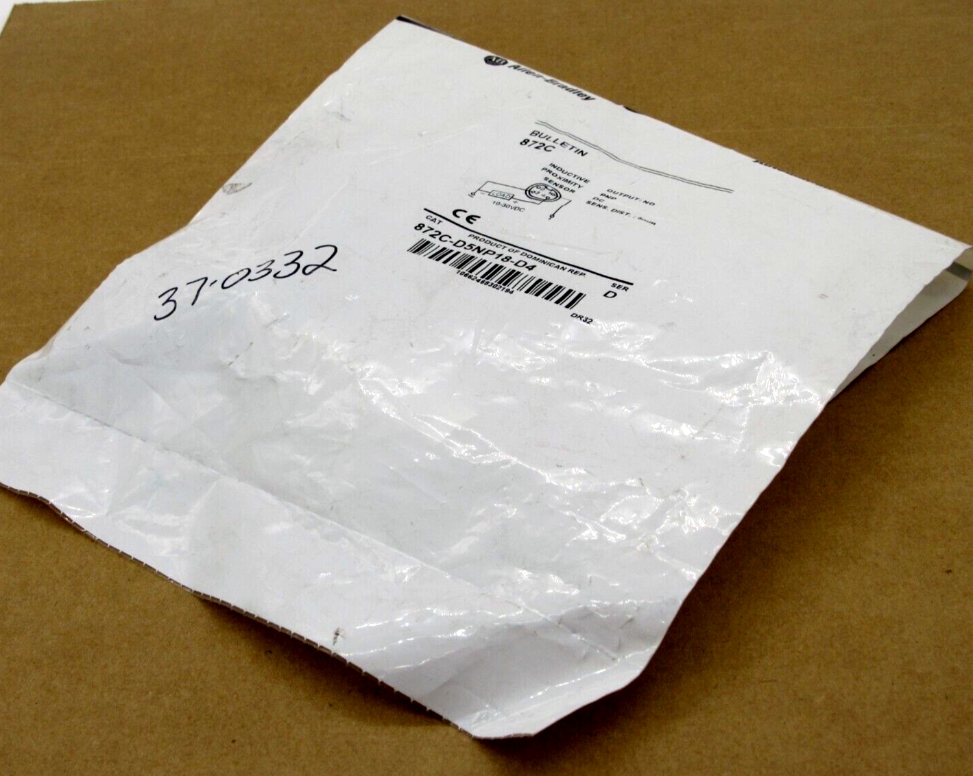 NEW ALLEN BRADLEY 872C-D5NP18-D4 PROXIMITY SENSOR SERIES D 872CD5NP18D4