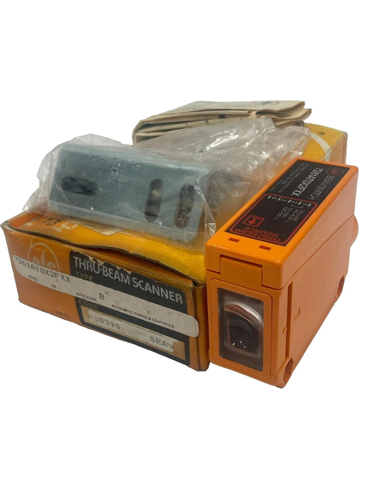 NEW ATC 7261AT0X2FXX PHOTOELECTRIC BEAM SWITCH - Image 5