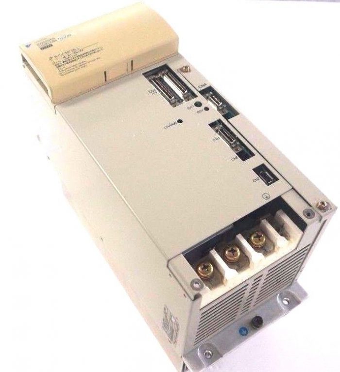 NEW YASKAWA CIMR-MXN2030 INVERTER 200V CIMRMXN2030