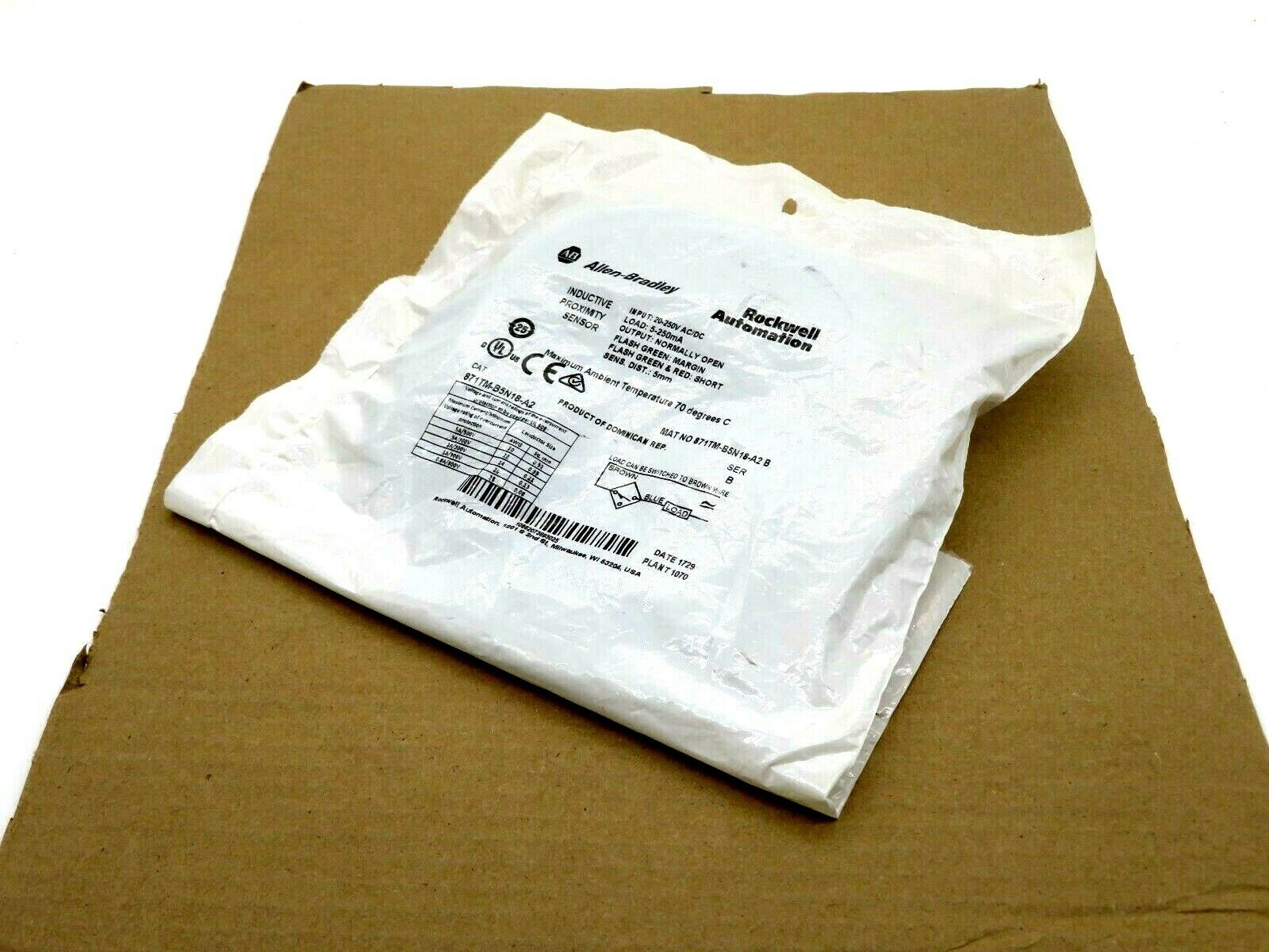 NEW ALLEN BRADLEY 871TM-B5N18-A2 PROXIMITY SWITCH 871TMB5N18A2