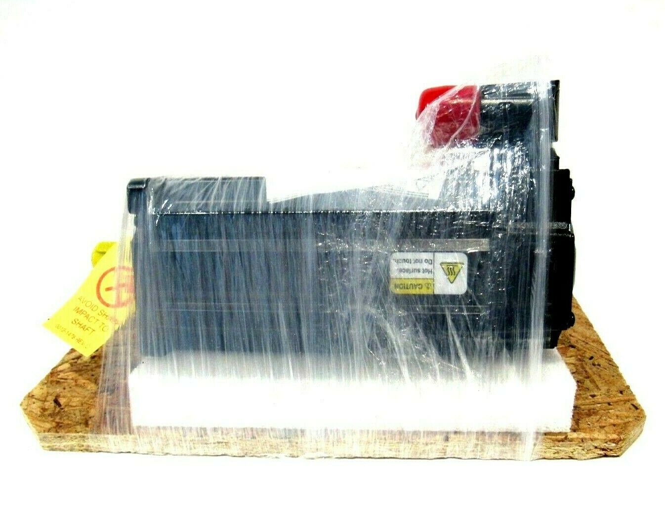 NEW ALLEN BRADLEY MPL-B330P-SJ74AA SERVO MOTOR SER.A MPLB330PSJ74AA - Image 3