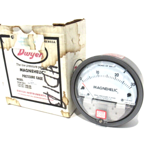 NEW DWYER 2030  PRESSURE GAUGE 0-30