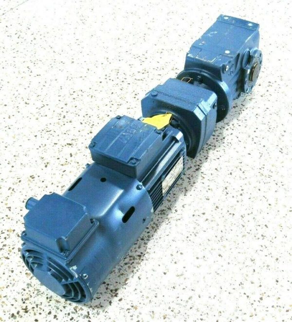 NEW SEW EURODRIVE KA47R37DRE80M4/V GEAR REDUCER 1HP 153:1 1740RPM 01823582