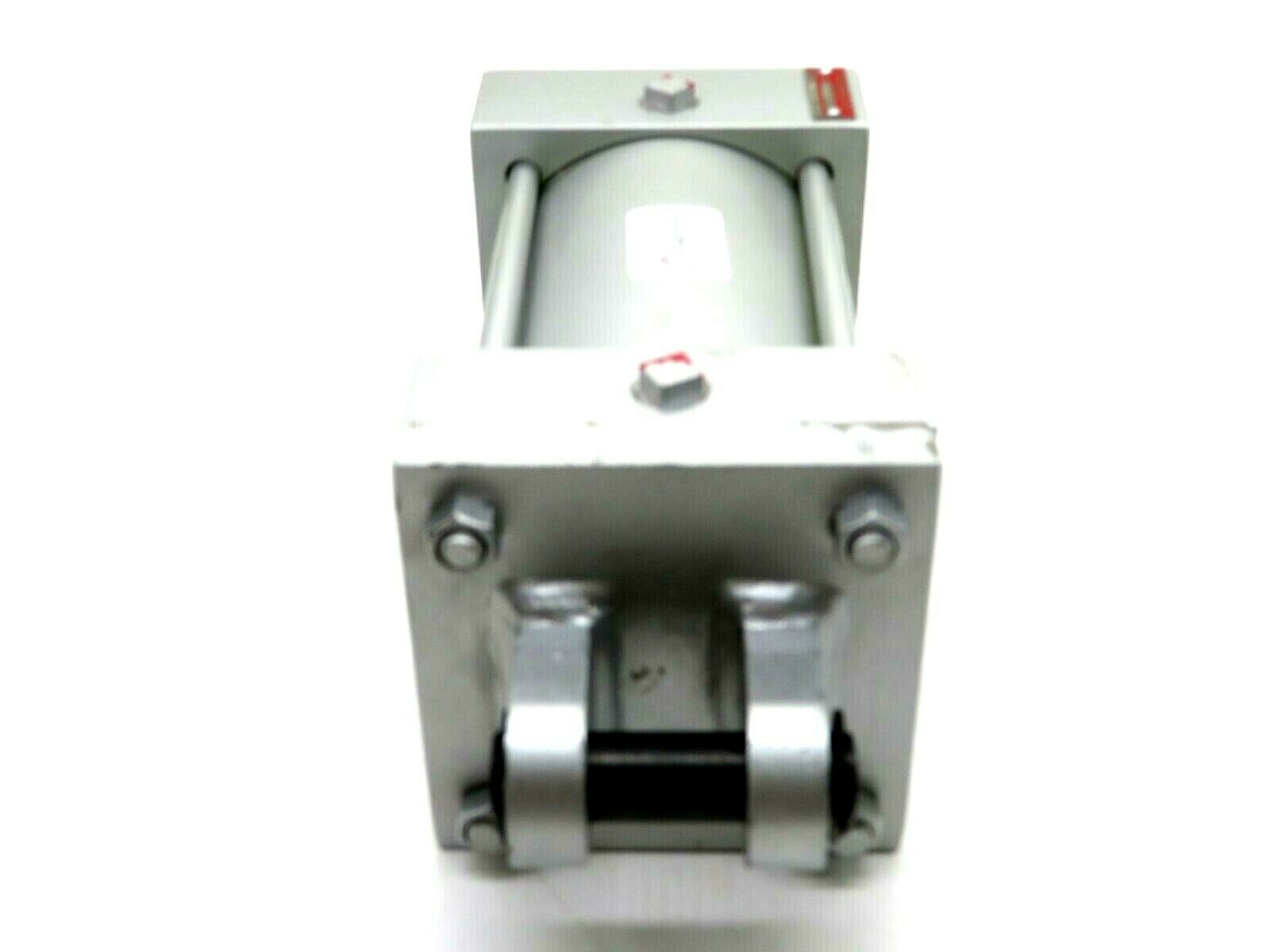 NEW SHEFFER CORP. 4MADC3.5CC PNEUMATIC CYLINDER 32994871 4MADC35CC