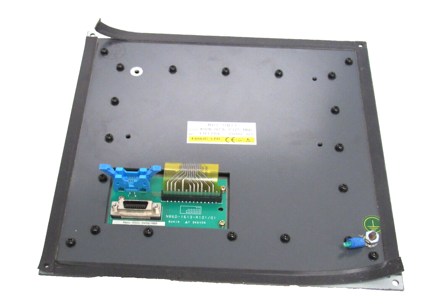 USED FANUC A02B-0236-C125/MBR KEYPAD A02B0236C125MBR - Image 4
