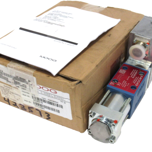 NEW MOOG D633Z371B SERVO VALVE R16KA1M0NSX2